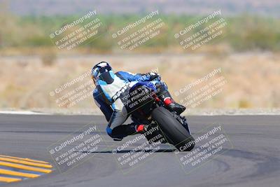 media/Oct-09-2022-SoCal Trackdays (Sun) [[95640aeeb6]]/Turn 14 Backside (1125am)/